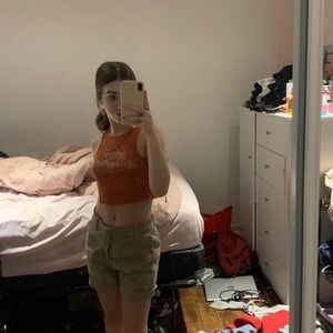 Meet your Posher, Mila